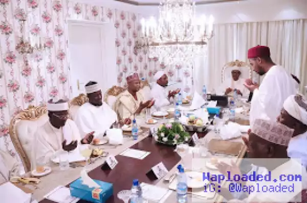 President Buhari hosts Abuja Imams and selected Individuals to Ramadan dinner